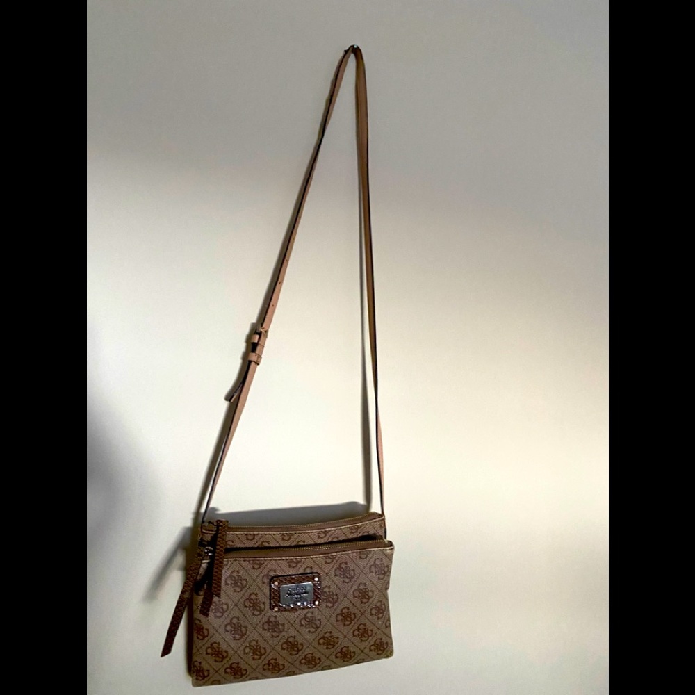 GUESS LOS ANGELES CROSSBODY